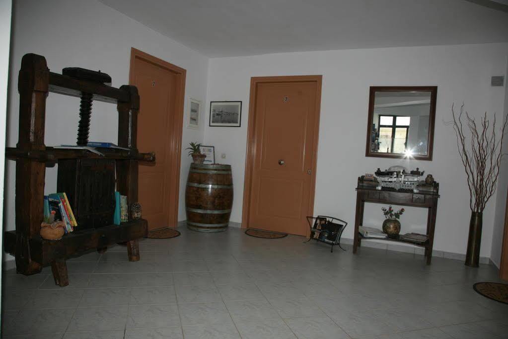 Pagonis Studios Ликсури Екстериор снимка